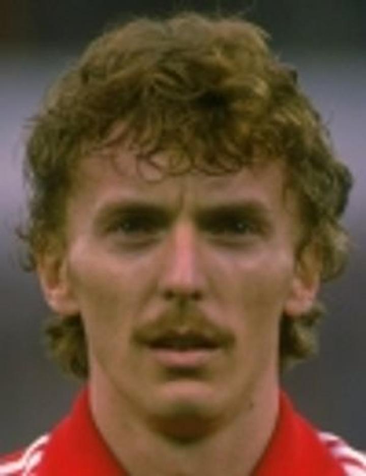 Kandydaci na trenera kadry