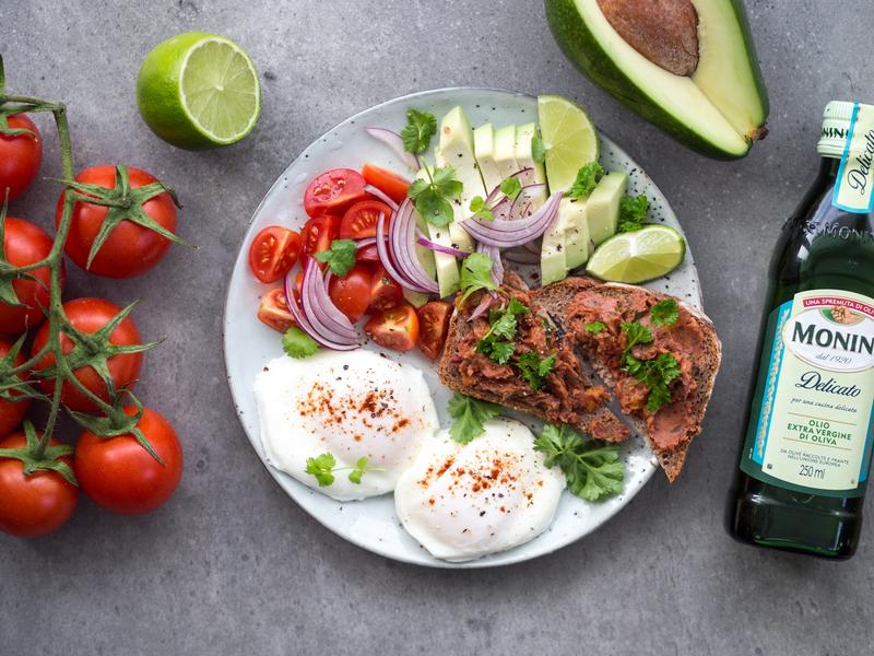 Jak skutecznie obliczyć dietę redukcyjną i osiągnąć swoje cele sylwetkowe?