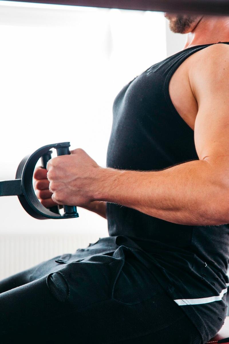 Trening pleców na siłowni
