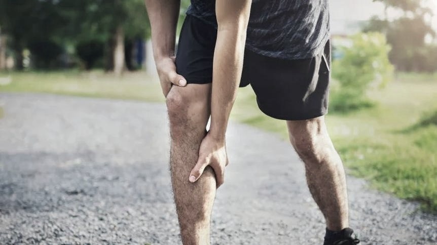 Kiedy skurcz mięśni kręgosłupa daje o sobie znać – objawy, na które warto zwrócić uwagę