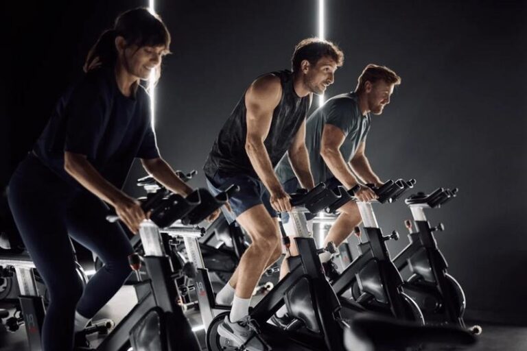 Jak skutecznie rozpocząć fitness sylwetkowy i osiągnąć swoje cele?